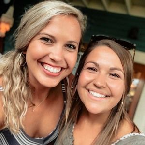 Meet your Posher, Abbey